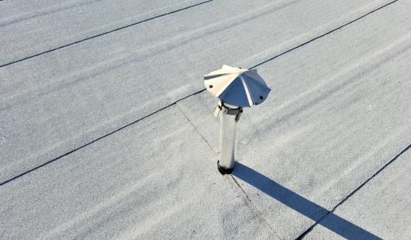 Accessoire étanchéité toit plat, chapeau de conduit