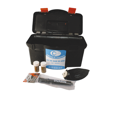 Kit de mise en eau avec poudre de traçage